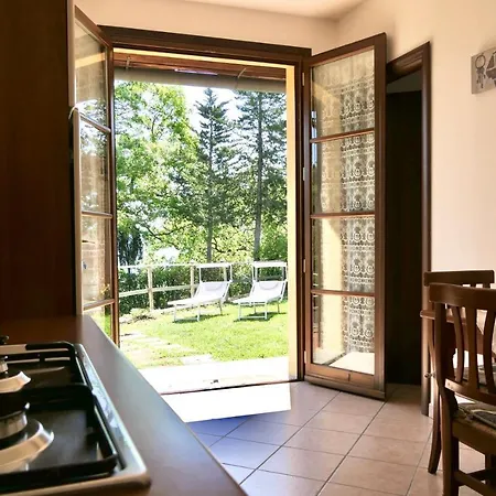 Isa-chalet Elena In Montescudaio, With Air Conditioning, On The Ground Floor With Fenced Garden